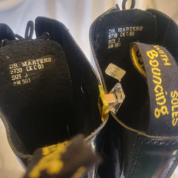 RARE authentic 90s vintage Dr Martens 20 eyelet knee patent leather boots 3/5 - Picture 13 of 16